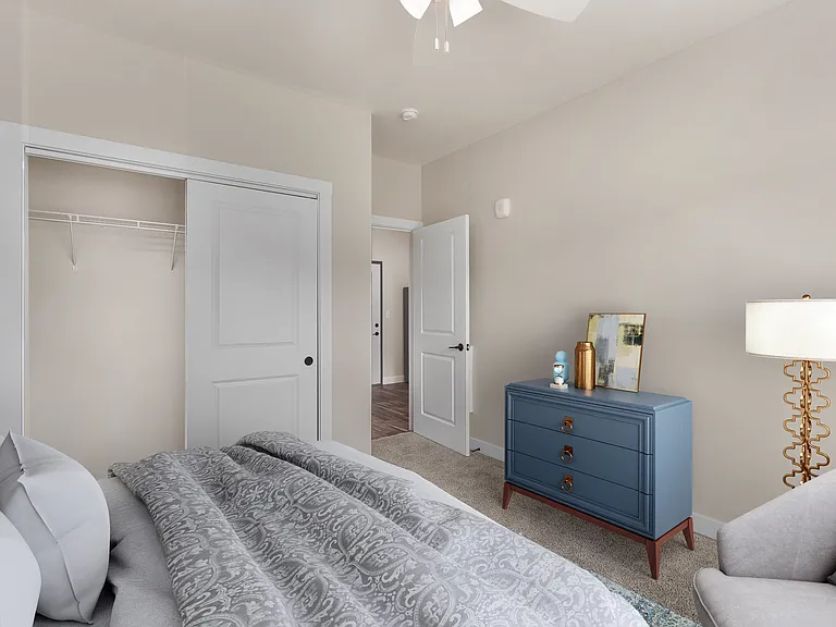 Creekview — Photo 16