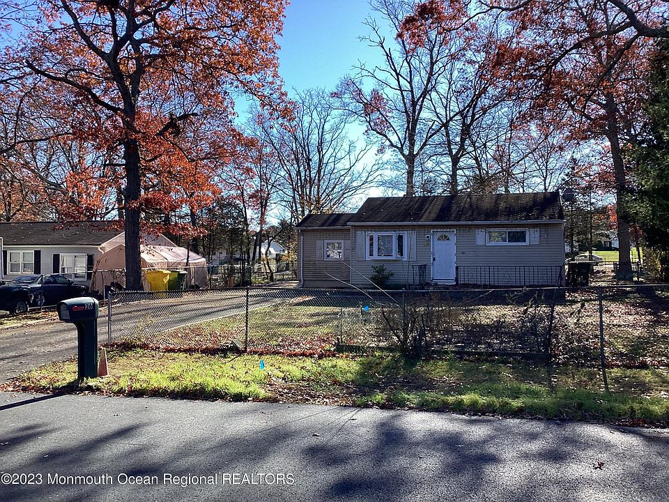 2nd image of 26 Ronald Road