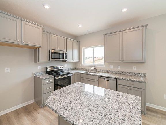 2nd image of 1617 Cherry Blossom Dr