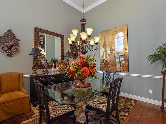5th image of 2107 Silverthorn Ln