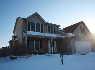 1641 W 66th St, Davenport, IA 52806