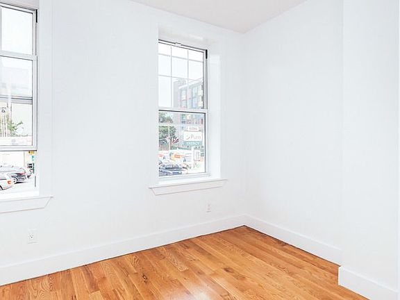 2nd image of 1078 Dekalb Ave APT 2
