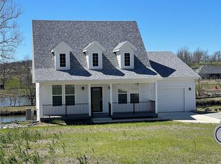 904 Lake Viking Ter, Altamont, MO 64620