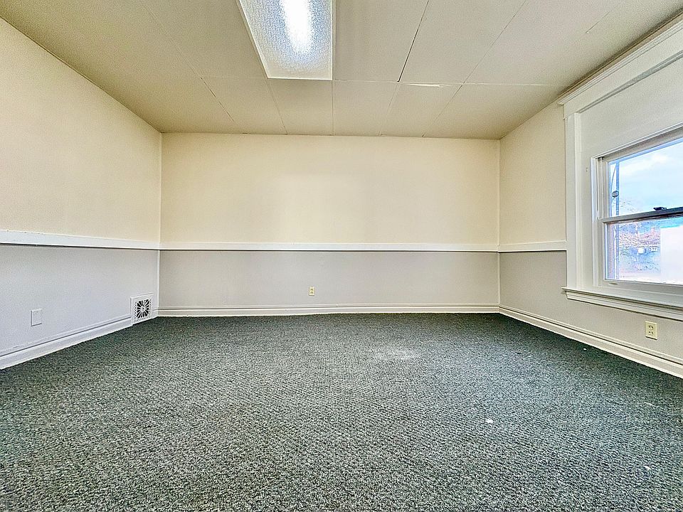 2nd image of 1511 Miami St #C