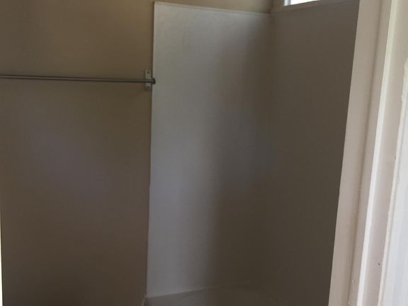 5th image of 2102 25th Ave S Unit 1