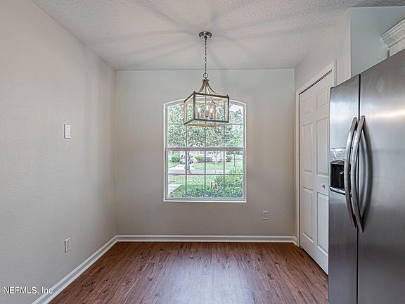 4th image of 2315 Wood Hollow Ln #C
