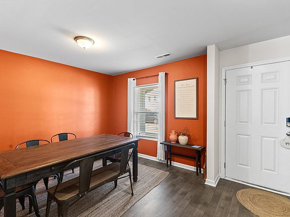 4th image of 507 E Waycliff Rd