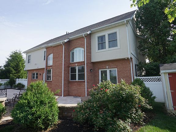 2nd image of 97 Red Maple Ct Lot 18