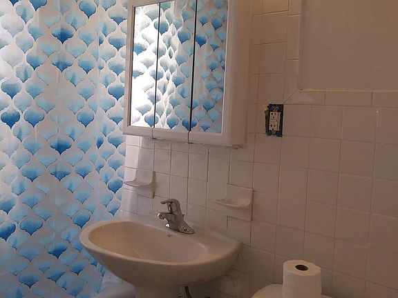 4th image of 3681 W 136th St #1