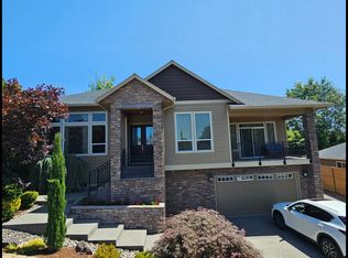 1323 SE Columbia Crest Ct, Vancouver, WA 98664