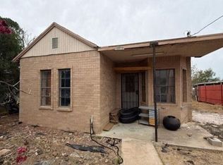 4518 Rodeo Ln, Laredo, TX 78046