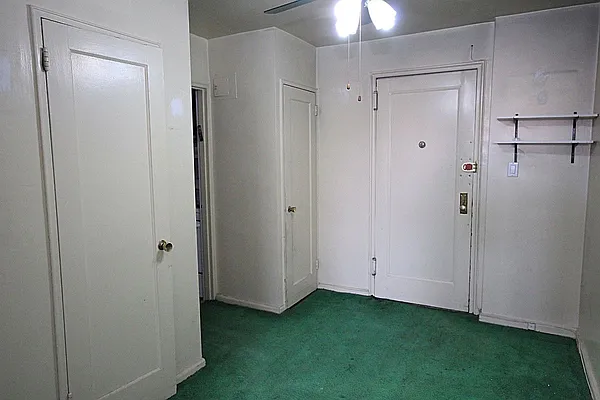 Sold by Maximillion Realty, Inc. | media 4