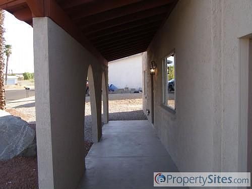 2nd image of 132 Mariposa Dr