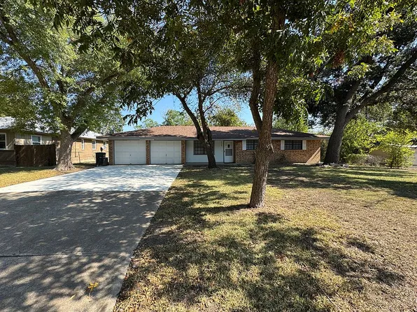 2115 N 9th St, Temple, TX 76501