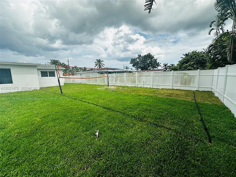21230 NE 24th Ct — Photo 28