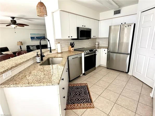 25767 Lake Amelia WAY #102, BONITA SPRINGS, FL 34135