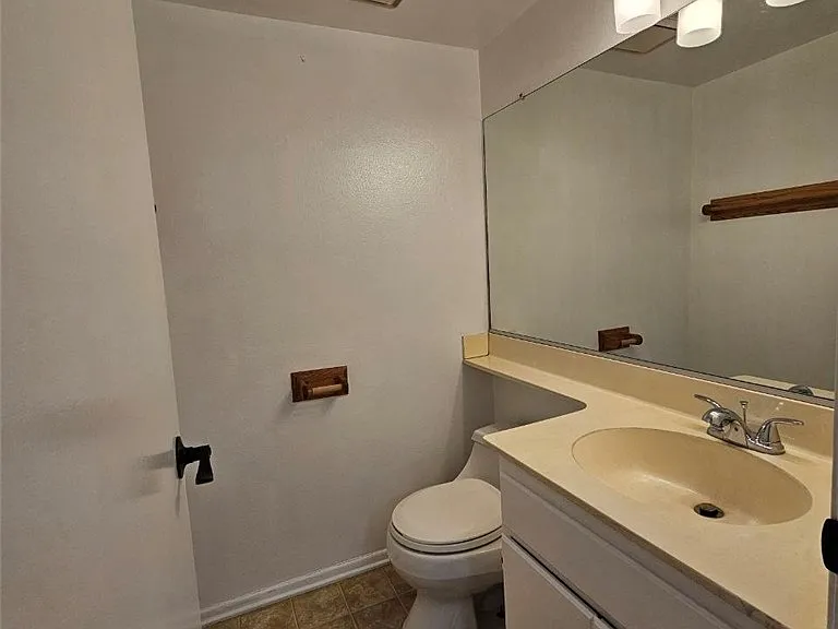 7704 Marbrook Way — Photo 17