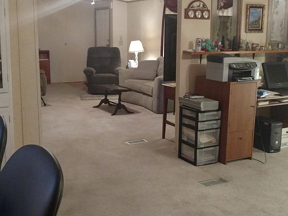 looking from family to lvng