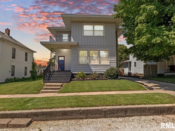 209 W Dodds St, Divernon, IL 62530