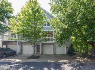 12848 Fair Briar Ln, Fairfax, VA 22033