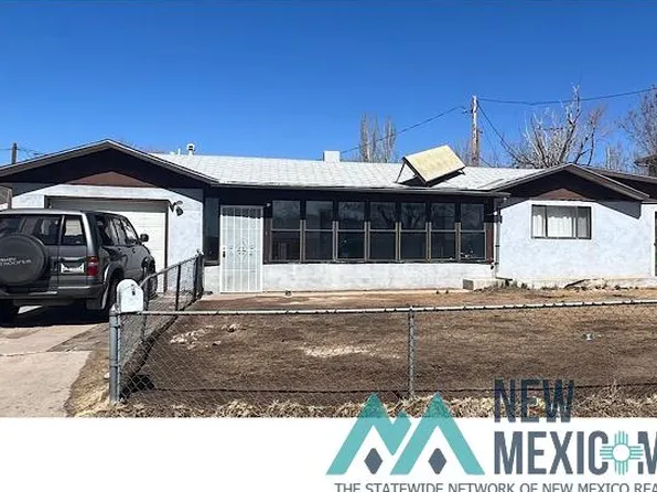 105 Morgan Cir, Gallup, NM 87301
