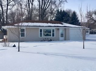 1301 Fisher St, Sterling, IL 61081