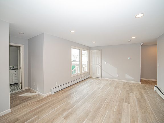 5th image of 169 S 1st St #A