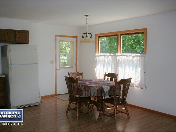 4th image of 315 E Crofoot St