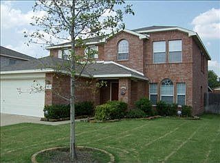 2nd image of 2428 Canyon Springs Dr