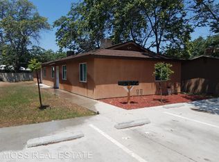 643 R St #A, Bakersfield, CA 93304