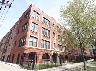 936 W Sunnyside Ave #602, Chicago, IL 60640