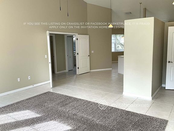 3rd image of 379 Forest Hills Blvd
