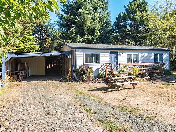 2nd image of 273 SE 130th Dr