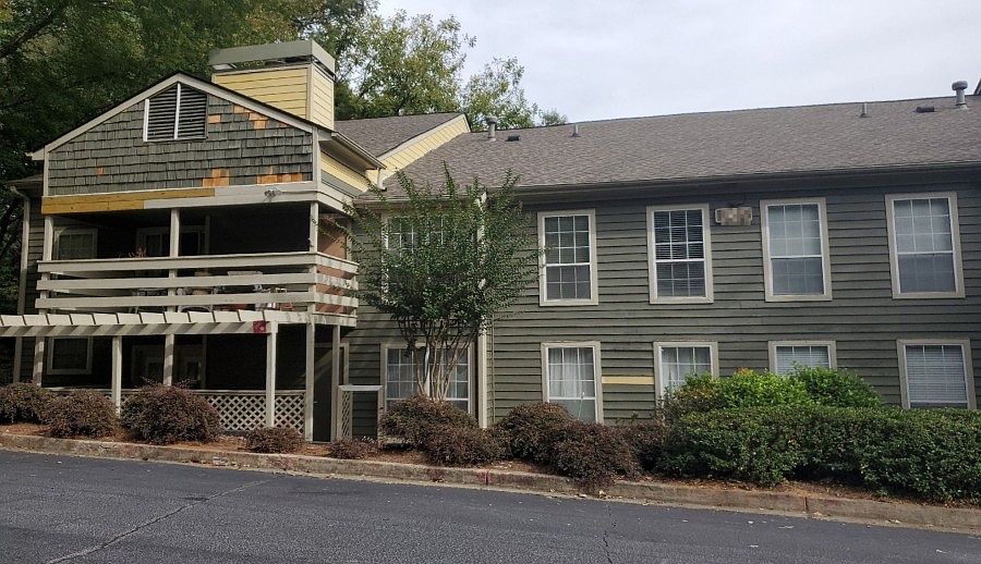 1st image of 102 Riverview Dr SE