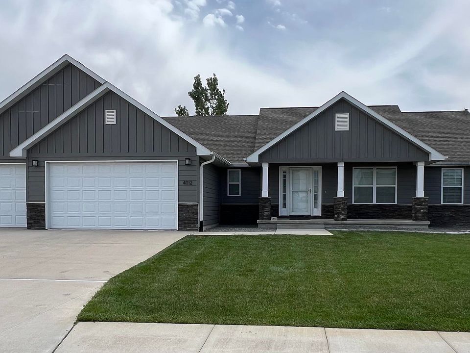 1st image of 4012 W Park Drive