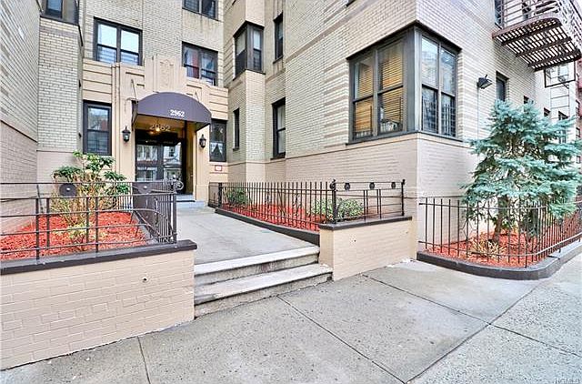 2nd image of 2962 Decatur Ave APT 5E