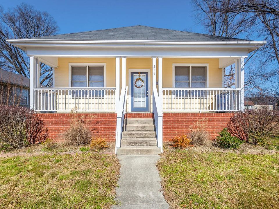 Exterior_Front 1