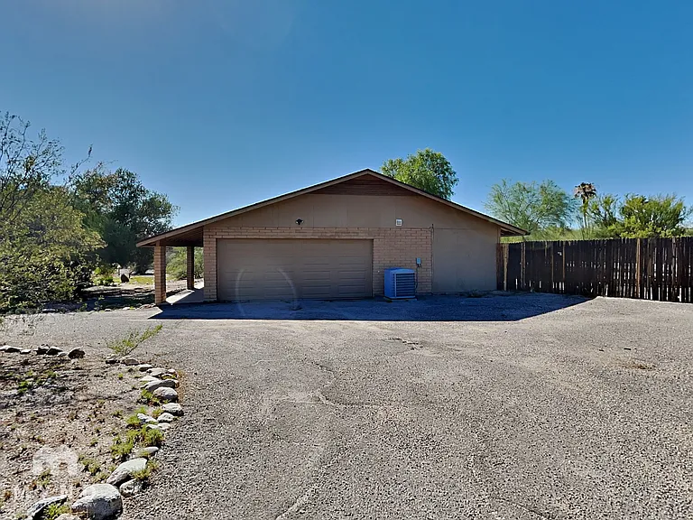 7900 N Leonardo Da Vinci Way — Photo 29