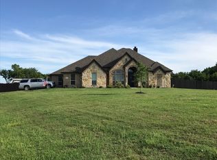 8880 George Ct, Waxahachie, TX 75167