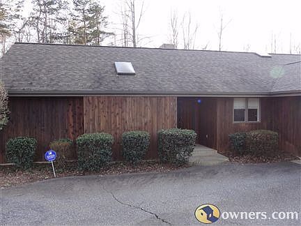 1st image of 164 W Meadowview Dr