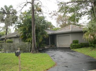 1472 NW 81st Ave, Coral Springs, FL 33071