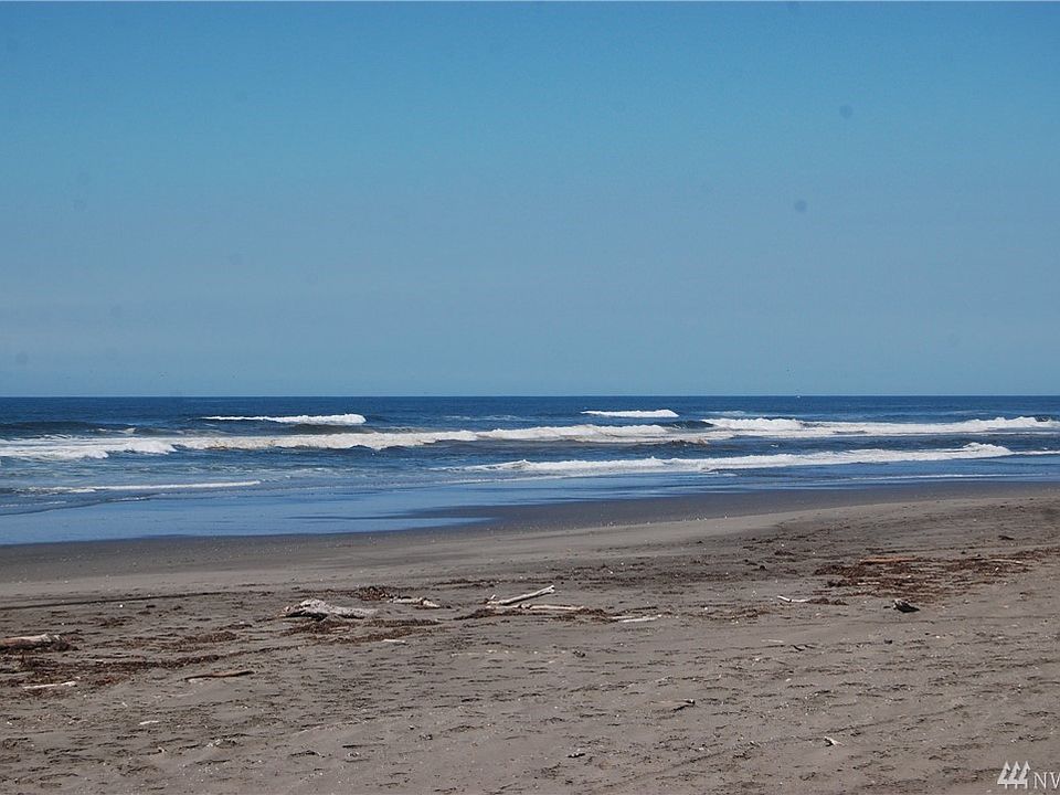1st image of 463 Ocean Shores Blvd NW