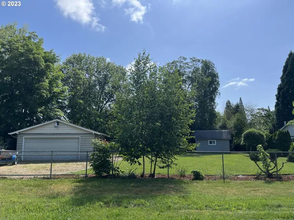 10010 SW 92nd Ave, Portland, OR 97223