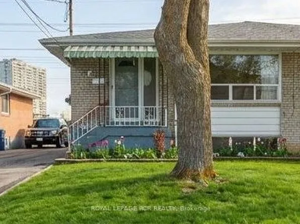6 Ailsa Craig Ct, Toronto, ON M2R 2B8