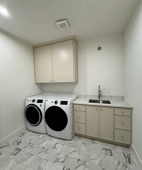 Laundry room with sink station