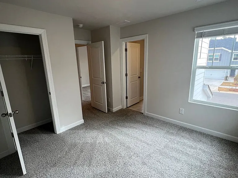 1725 Braemar Village Dr — Photo 14