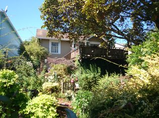 5915 32nd Ave SW, Seattle, WA 98126