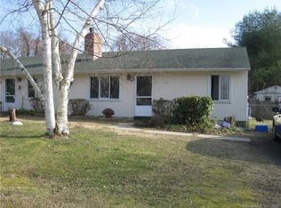 5 Meadowview Est #R, Clinton, CT 06413