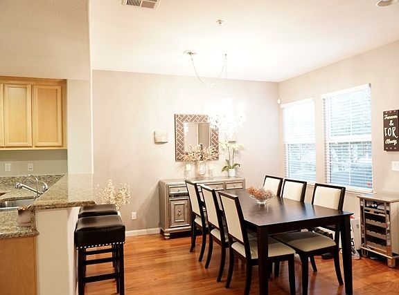 3rd image of 2133 Sunstruck Ct