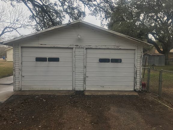 3rd image of 710 Elenora St